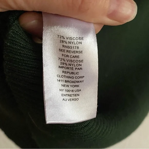 SALE Tahari Blouse Dark Green Ribbed Knit Puff Sleeve Stretchy Top Size M - Picture 7 of 8